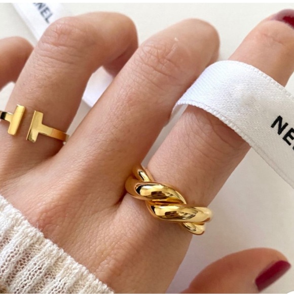 925 Sterling Silver Twist Rings. One size. - Picture 2 of 8